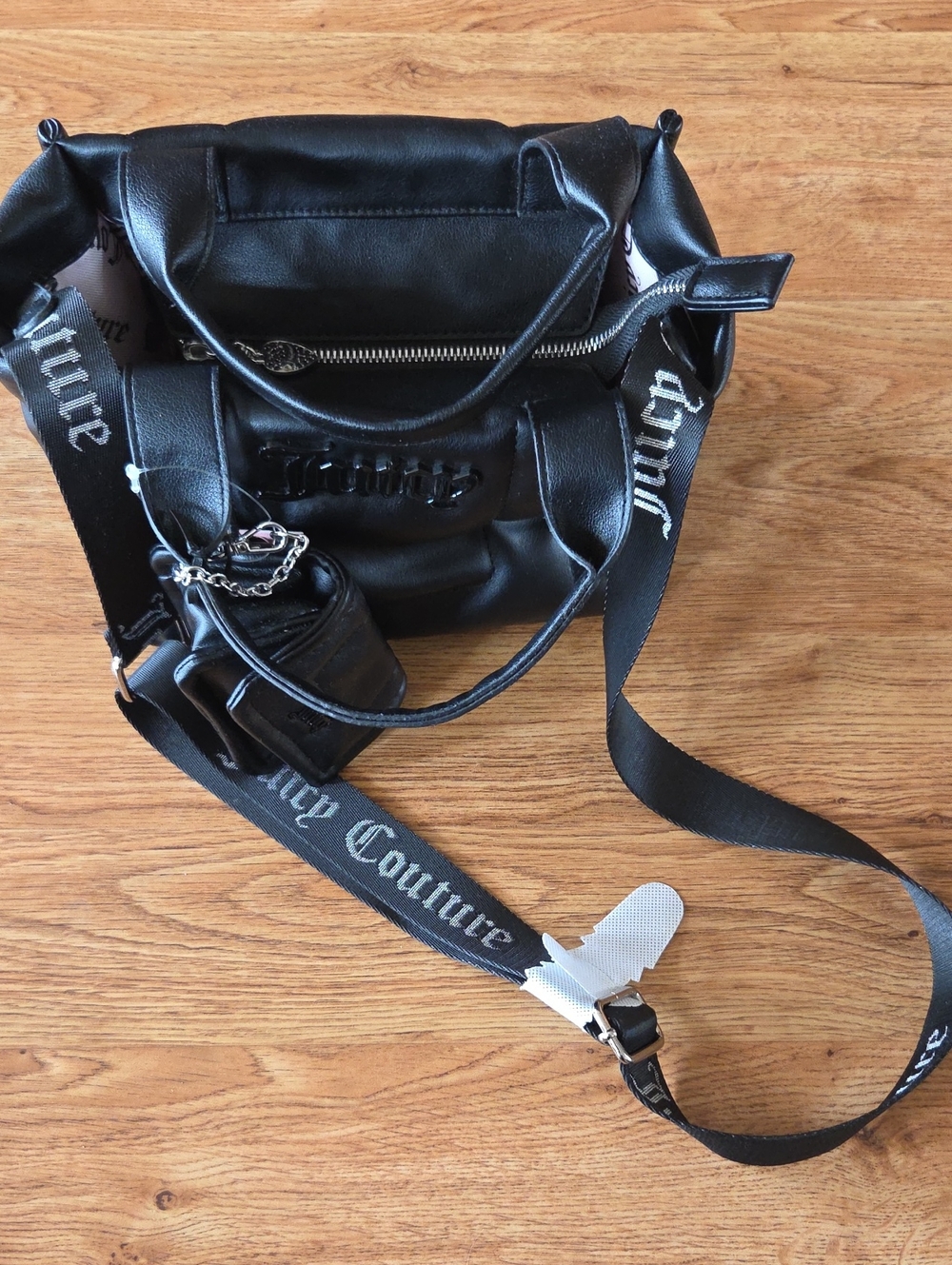 Juicy Couture Black Logo Strap Leather Messenger Bag NWT Stunning In Person